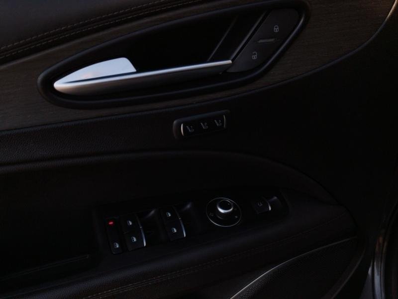 alfa romeo - Visuel 11