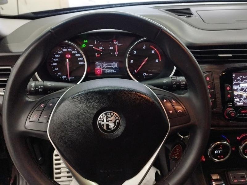 alfa romeo - Visuel 16