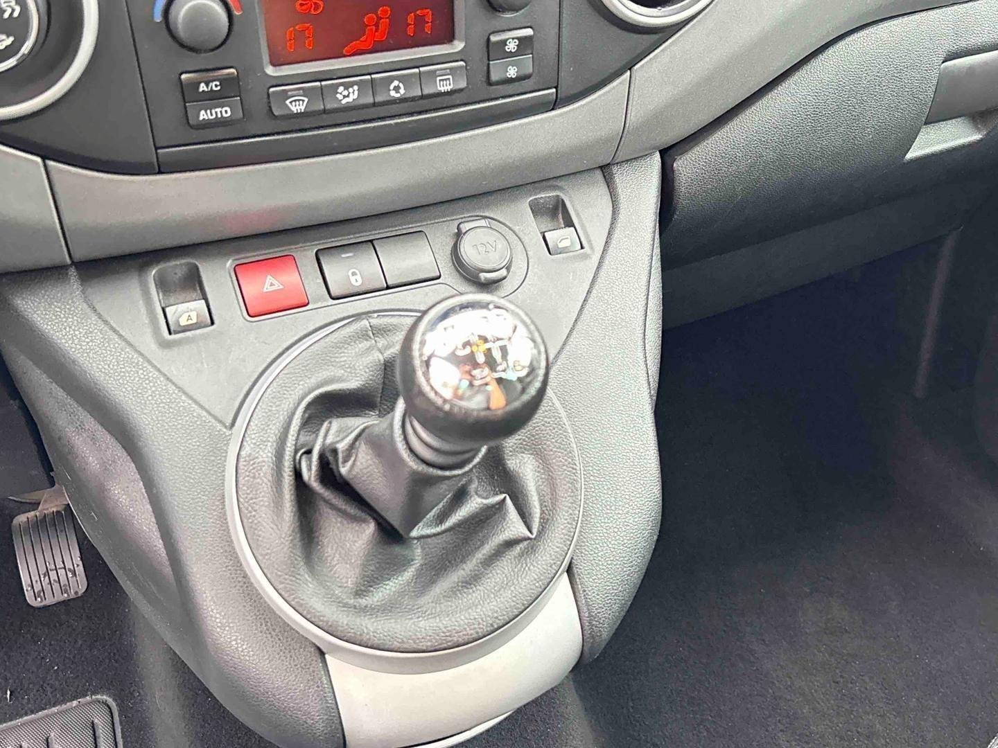 peugeot - Visuel 16