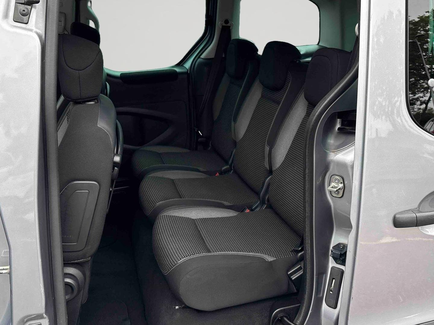 peugeot - Visuel 19